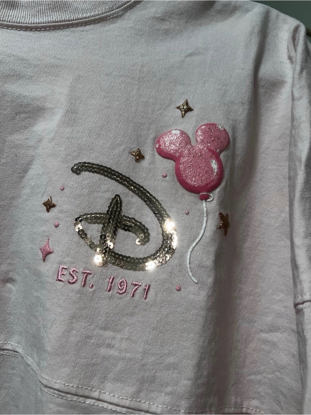 Disney World Women’s Light Pink Spirit Jersey with Pink Balloon Logo - Picture 3 of 6